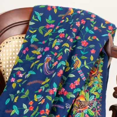 SHAWLS
